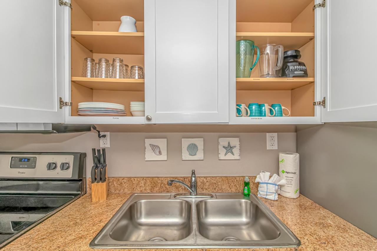 Oceanfront 1 Bedroom Suite With Beautiful Decor And Accents Caravelle Resort 1039 Sleeps 6 Guests Myrtle Beach Exterior photo