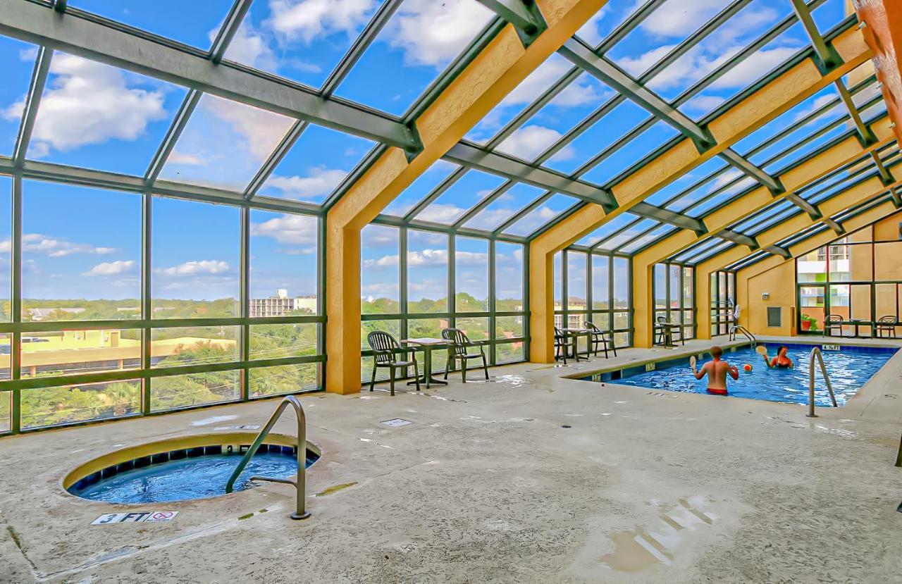 Oceanfront 1 Bedroom Suite With Beautiful Decor And Accents Caravelle Resort 1039 Sleeps 6 Guests Myrtle Beach Exterior photo